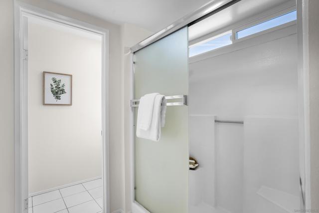 2071 Monaco Ct, El Cajon CA: https://media.crmls.org/mediaz/13c090d5-b807-4aa9-89ad-e38df714722b.jpg
