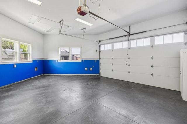 414 Belleville Boulevard, Half Moon Bay CA: https://media.crmls.org/mediaz/13c0e528-4811-4e98-adde-24f4dd271514.jpg
