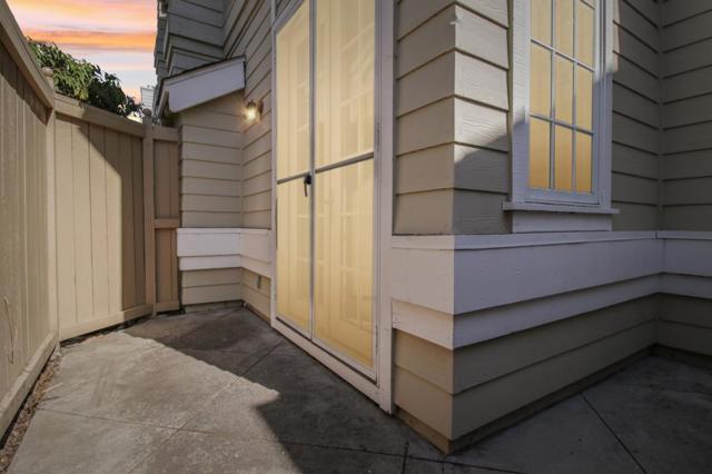 147 Fremont Avenue, Los Altos CA: https://media.crmls.org/mediaz/13c0f5e9-12cf-46c7-b69b-aaf34b7db12d.jpg