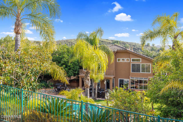 293 High Meadow St Simi Valley-large-061