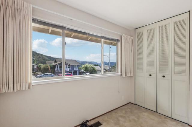 908 Park Pacifica Avenue, Pacifica CA: https://media.crmls.org/mediaz/13c1d197-0e6d-460b-9b91-2b2f42928e57.jpg