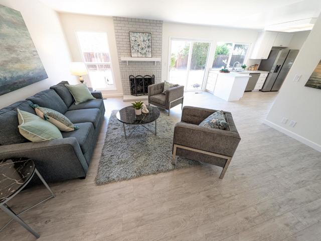 6104 Castello Drive, San Jose CA: https://media.crmls.org/mediaz/13c2a458-7a7f-41e6-976f-3c9f2337e4f2.jpg