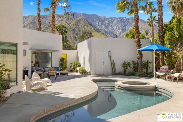2470 N Cardillo Avenue, Palm Springs CA: https://media.crmls.org/mediaz/13c2d3e7-ba3e-4ce0-9877-1a0a5f20dd14.jpg
