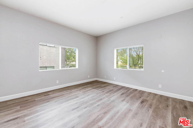 14735 Friar Street, Van Nuys CA: https://media.crmls.org/mediaz/13c31a6e-7752-4667-8035-0afe5cc43f82.jpg