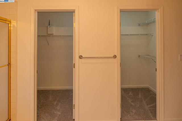 Image 10 of 24 For 343 Lower Vintners Cir
