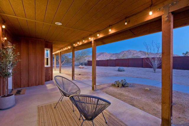3663 Olympic Road, Joshua Tree CA: https://media.crmls.org/mediaz/13c43fa1-7b64-459a-a27a-c0d168f94fb3.jpg