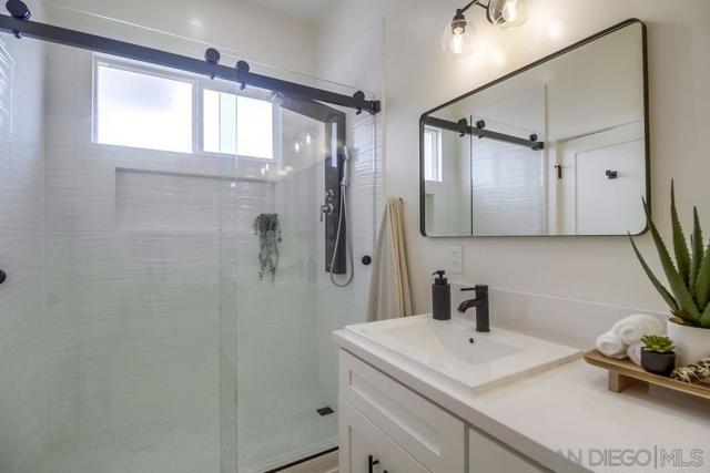 4607 Santa Cruz, San Diego CA: https://media.crmls.org/mediaz/13c47b16-23b6-4731-b76a-999a0dde6ffc.jpg