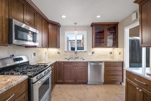 14011403 Cary Avenue, San Mateo CA: https://media.crmls.org/mediaz/13c4867d-6ad2-442a-8dcc-55000036633b.jpg