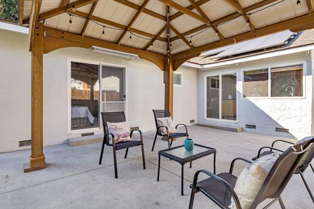 364 Utica Lane, San Jose CA: https://media.crmls.org/mediaz/13c4cec2-753e-44ea-91c3-a34f13a12bf2.jpg