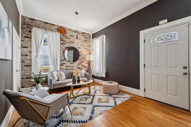 275 Teddy Avenue, San Francisco CA: https://media.crmls.org/mediaz/13c59ccf-ca53-490d-8c20-932799176b75.jpg