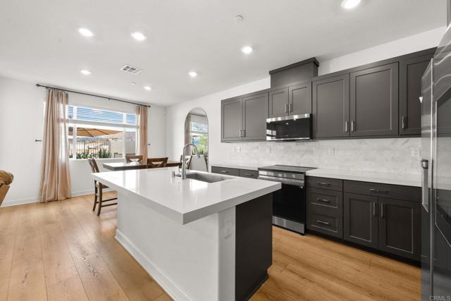 Front Image Thumbnail for CRPTP2508655