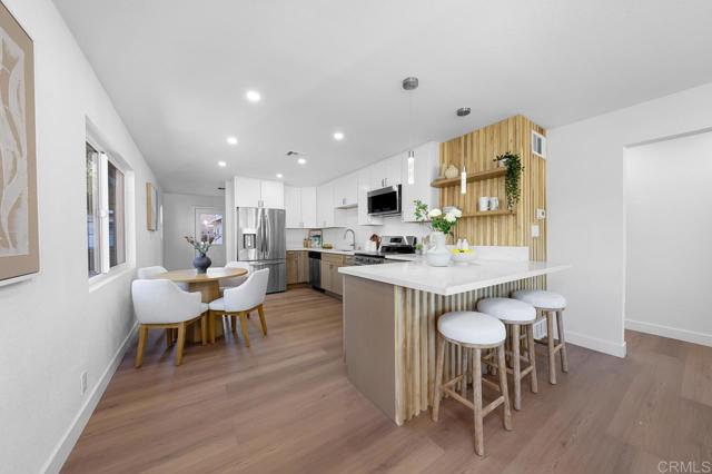 Detail Gallery Image 11 of 37 For 12721 Julian Ave, Lakeside,  CA 92040 - 3 Beds | 2 Baths