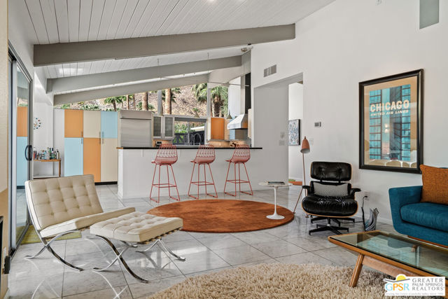 844 N Topaz Circle, Palm Springs, CA 92262