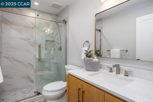 644 Terra Calif Dr, Walnut Creek CA: https://media.crmls.org/mediaz/13c8e8f9-bec9-4e50-ae31-a9fd011ff115.jpg