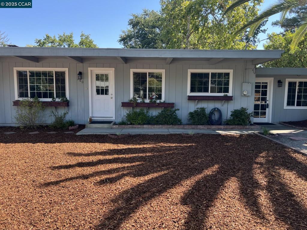 760 Rosewood Dr