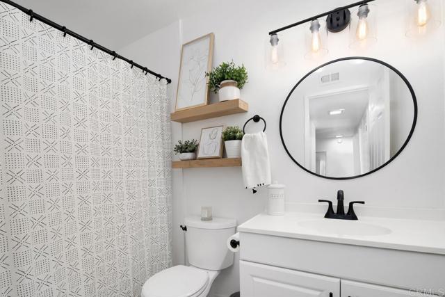 Detail Gallery Image 19 of 30 For 2803 via Diego, Carlsbad,  CA 92010 - 3 Beds | 2/1 Baths