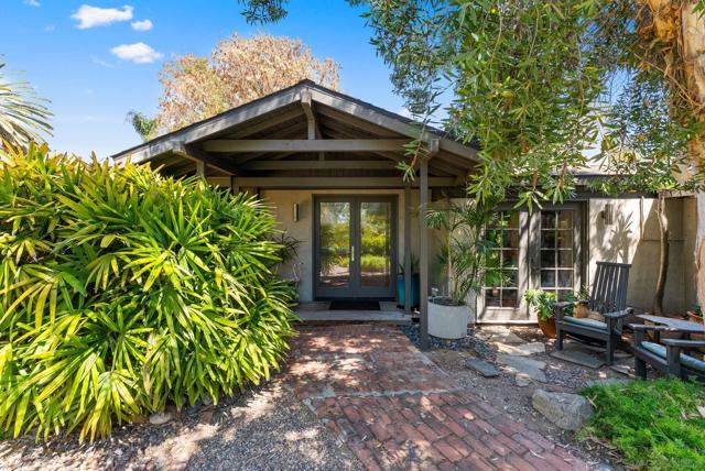 1767 Wind River Road, El Cajon CA: https://media.crmls.org/mediaz/13c9f511-ec51-4c59-89d5-a162a7487839.jpg