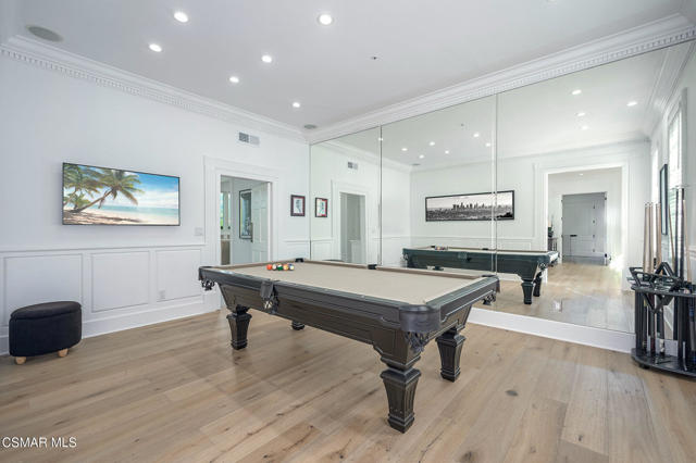 508 W Stafford Road, Thousand Oaks CA: https://media.crmls.org/mediaz/13cb227e-db41-469b-a38a-8fd1b180f793.jpg