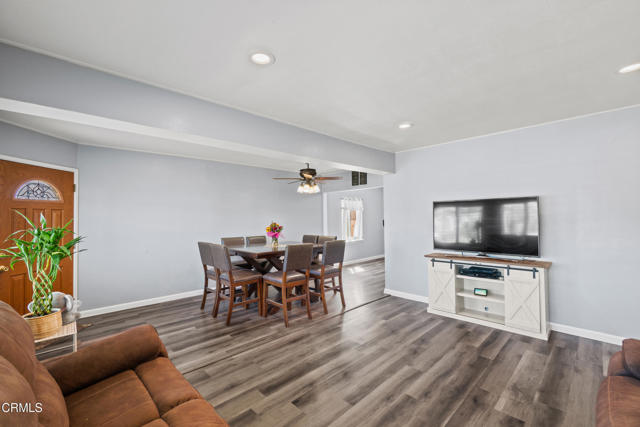 Detail Gallery Image 5 of 27 For 1041 S G St, Oxnard,  CA 93030 - 4 Beds | 2 Baths