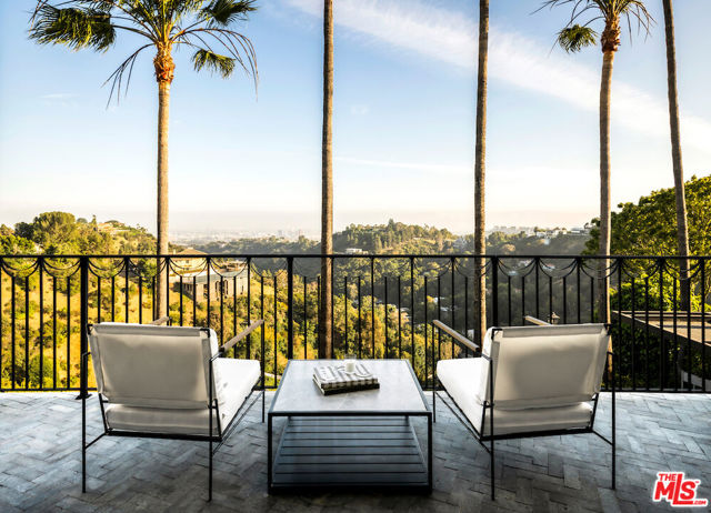 Drew Fenton | 10932 Savona Road Los Angeles CA | MLS: 7216618