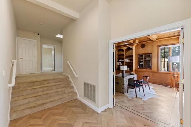 1035 Macadamia Drive, Hillsborough CA: https://media.crmls.org/mediaz/13cbf363-cd9a-4fc3-8f81-444913c62b93.jpg