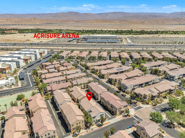 232 Paseo Gusto, Palm Desert CA: https://media.crmls.org/mediaz/13cc2417-5b8b-474f-a810-99e12c618edd.jpg