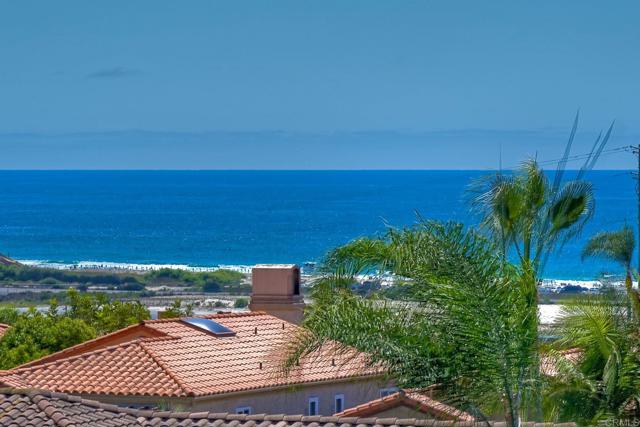 7479 Mermaid Lane, Carlsbad CA: https://media.crmls.org/mediaz/13ce7012-35ac-4ba7-b4aa-24934d03bbac.jpg