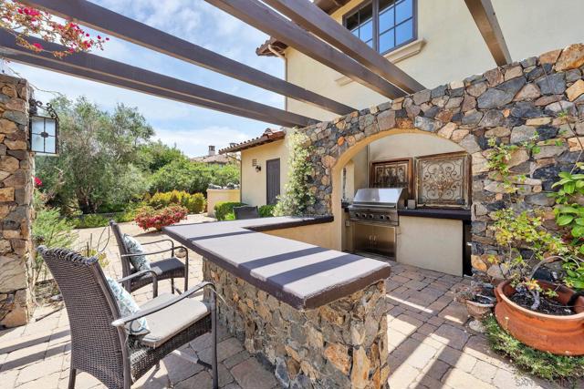 7727 Via Zafiro, San Diego CA: https://media.crmls.org/mediaz/13cf58b8-1bf7-483a-97b4-33b998efa32b.jpg