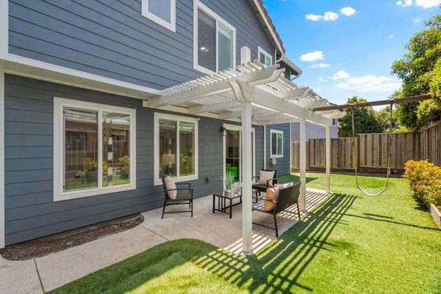 625 Coast Range Drive, Scotts Valley CA: https://media.crmls.org/mediaz/13cfeb1f-50d5-433b-9e5c-c5ee9e05ea89.jpg