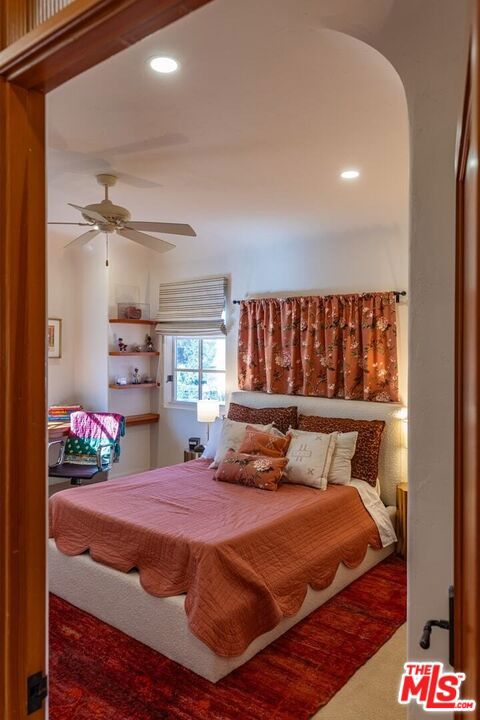 202 Canada Street, Ojai CA: https://media.crmls.org/mediaz/13d0ea37-fa7b-40bf-9647-815fad0d31fb.jpg