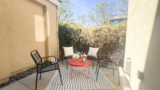 682 N 9th Street, San Jose CA: https://media.crmls.org/mediaz/13d129cb-0c0f-47ab-858b-37e89b15fa58.jpg