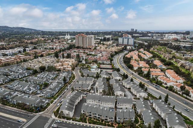 4052 Mahaila Ave, San Diego CA: https://media.crmls.org/mediaz/13d177f9-ce46-4d7c-a872-dba49cc498fd.jpg
