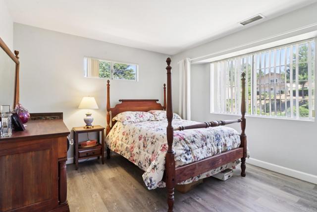 9704 Indian Creek Way, Escondido CA: https://media.crmls.org/mediaz/13d19782-733e-4f01-889a-acfad8bf28d3.jpg