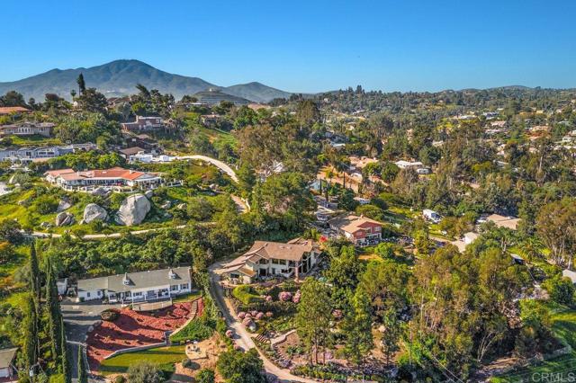 Detail Gallery Image 5 of 53 For 1605 Vista Del Valle, El Cajon,  CA 92019 - 3 Beds | 2/2 Baths