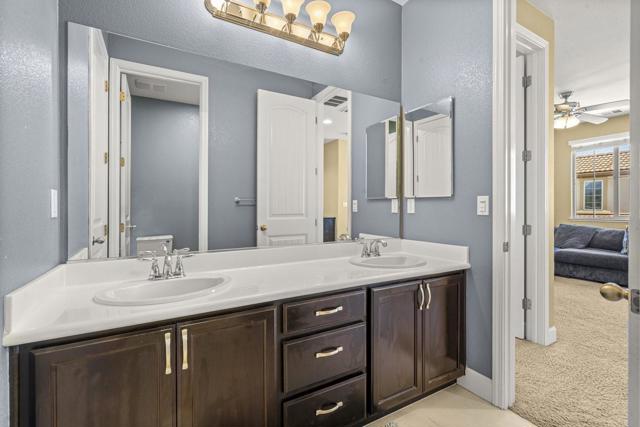1420 Cielo Vista Lane, Gilroy CA: https://media.crmls.org/mediaz/13d1a54b-1fd1-4596-adba-7c7f70ad645e.jpg