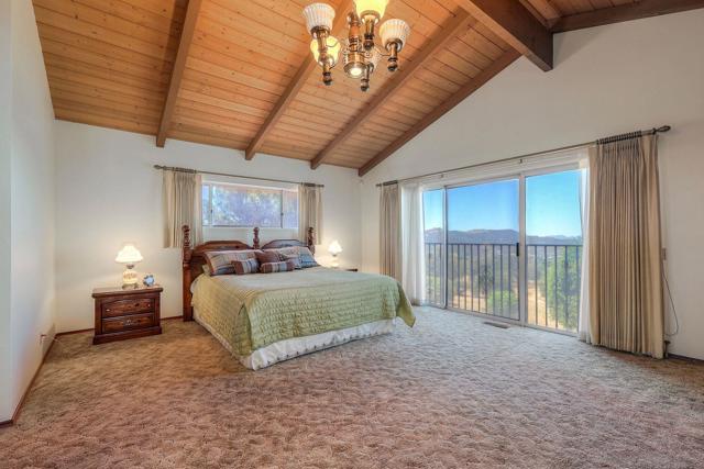 25861 E Old Julian Hwy, Ramona CA: https://media.crmls.org/mediaz/13d20315-133c-4d3f-904f-e9e6edcc0403.jpg