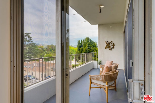 10501 Wilshire Boulevard, Los Angeles CA: https://media.crmls.org/mediaz/13d238b6-ae4a-4abf-a3c7-55d3b0149345.jpg