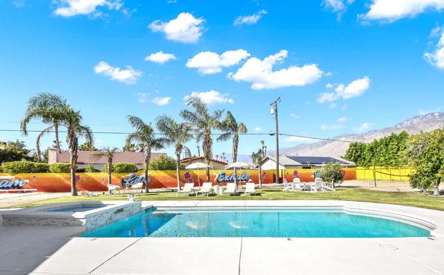2099 E Racquet Club Road E, Palm Springs, CA 92262