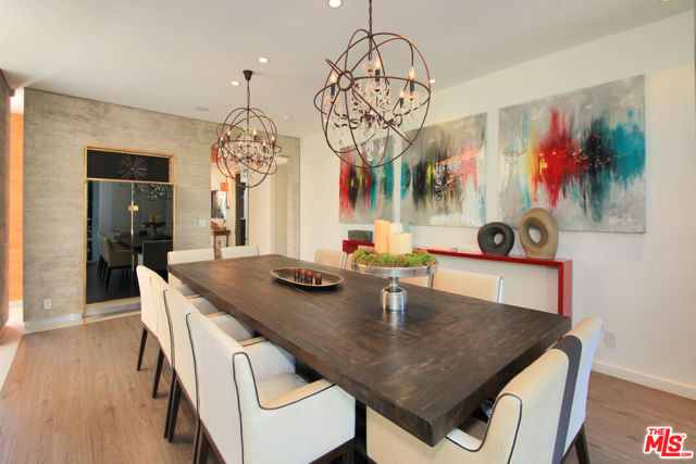 3054 Elvido Drive, Los Angeles CA: https://media.crmls.org/mediaz/13d2ddd9-6c41-4f40-aab6-773c31afc73b.jpg