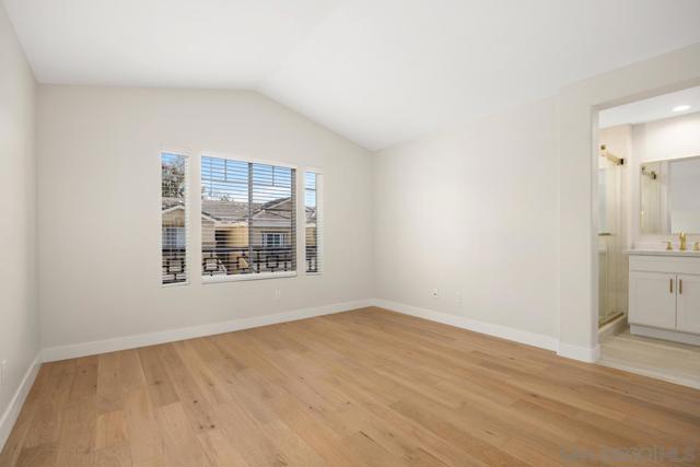 3693 RUETTE DE VILLE, San Diego CA: https://media.crmls.org/mediaz/13d34ffa-b390-414e-95f6-4521c063f5ae.jpg