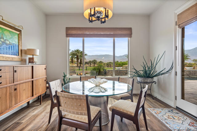 Breakfast Nook