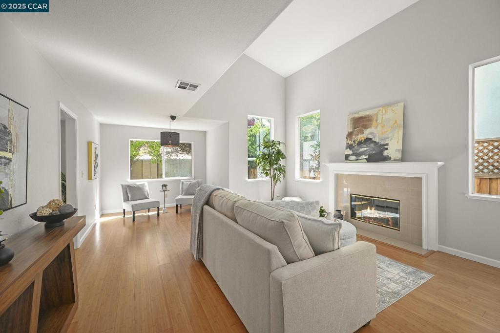 MLS #41100186 image #2