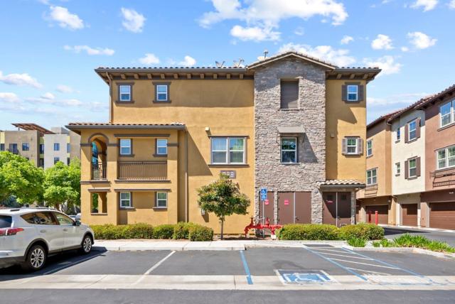 483 Rialto, San Jose CA: https://media.crmls.org/mediaz/13d3b2ce-de65-4437-9ef2-634789a14650.jpg