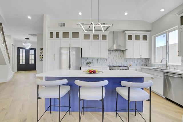 3805 Bobwhite Terrace, Fremont CA: https://media.crmls.org/mediaz/13d5d29f-4b71-4371-b40f-a871be8ef8ad.jpg