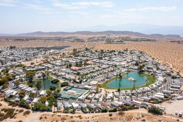 74711 Dillon Road, Desert Hot Springs CA: https://media.crmls.org/mediaz/13d6f9ee-8300-45e9-84cf-f2e676e162c3.jpg