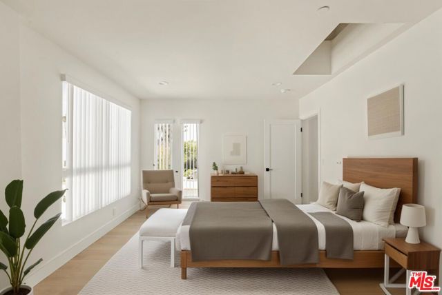 2700 Fletcher Drive, Los Angeles CA: https://media.crmls.org/mediaz/13d7accf-ab82-471e-90e1-1f16be4197e2.jpg