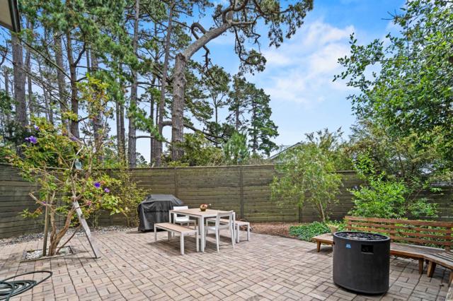 4021 Sunridge Road, Pebble Beach CA: https://media.crmls.org/mediaz/13d800a8-c7dd-4bfe-85f2-744488f5233f.jpg