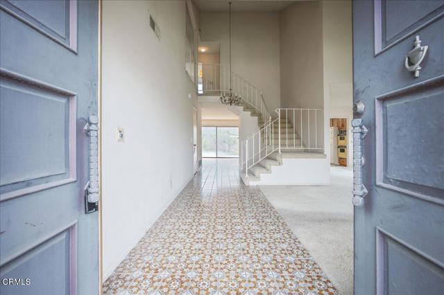 15722 Dawson Lane, Huntington Beach CA: https://media.crmls.org/mediaz/13d90eea-bd46-460f-a7e4-4f276a5b3882.jpg