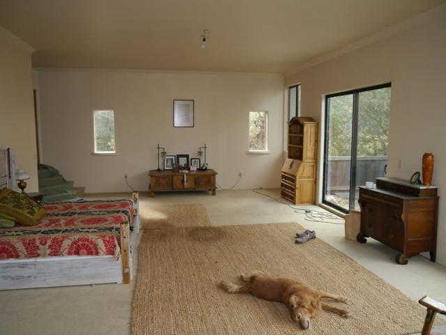 39450 Tassajara Road, Carmel Valley CA: https://media.crmls.org/mediaz/13d966dc-0c16-4ca0-a25a-19a1c4dacaf3.jpg