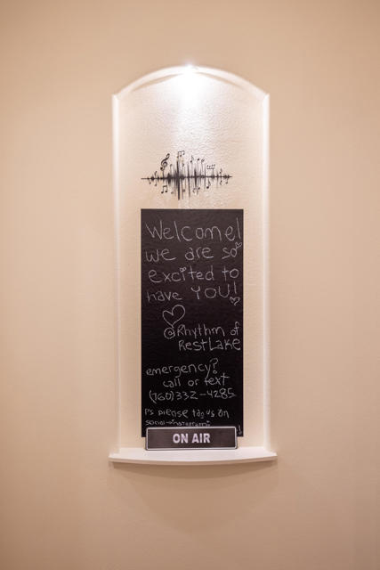 49527 Wayne Street, Indio CA: https://media.crmls.org/mediaz/13d9c566-4154-4bce-b4f9-a191673b14a0.jpg